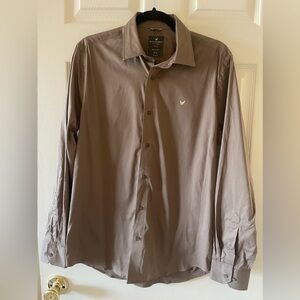 BlackBerrys button down shirt • Men’s medium